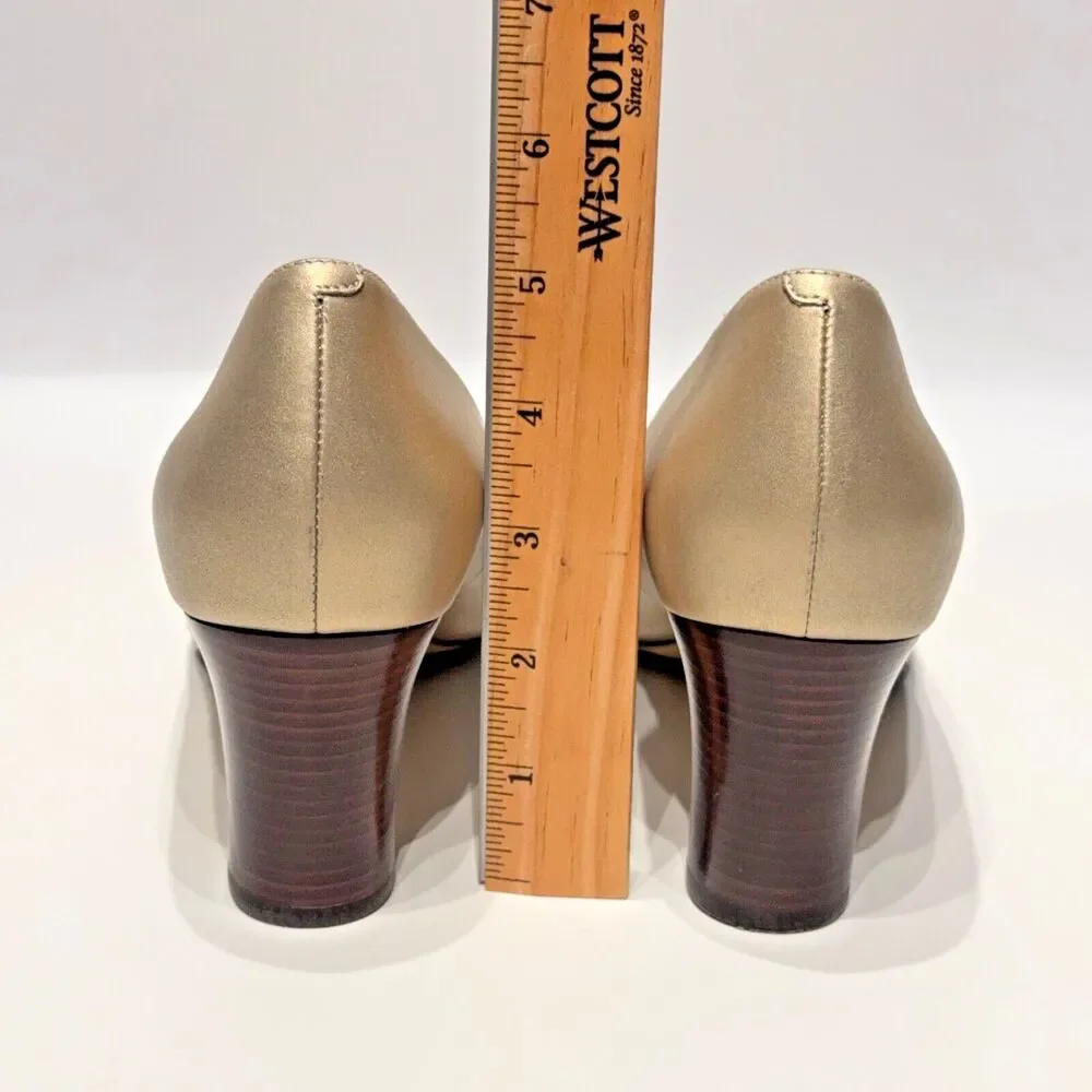 NWB Cole Haan Women’s Edie Low Pump Heels Pearlized Gold Leather Size 10B